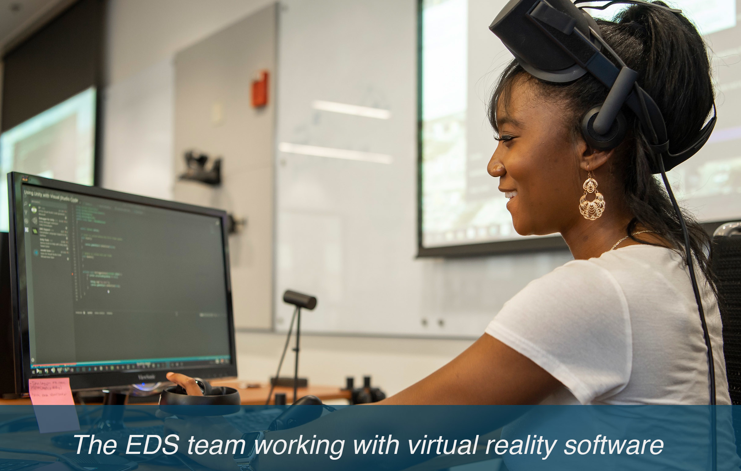 The EDS team working with virtual reality software